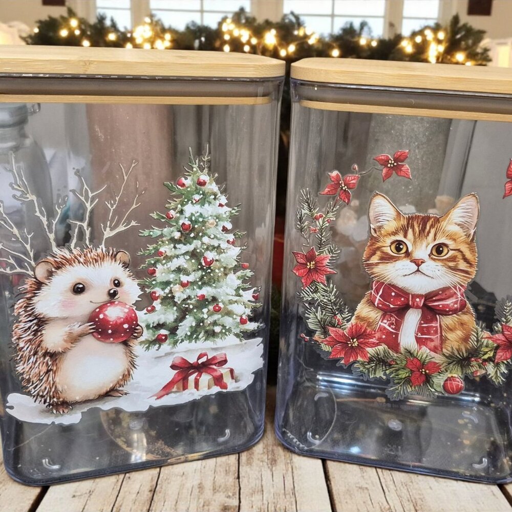 Holiday food storage containers